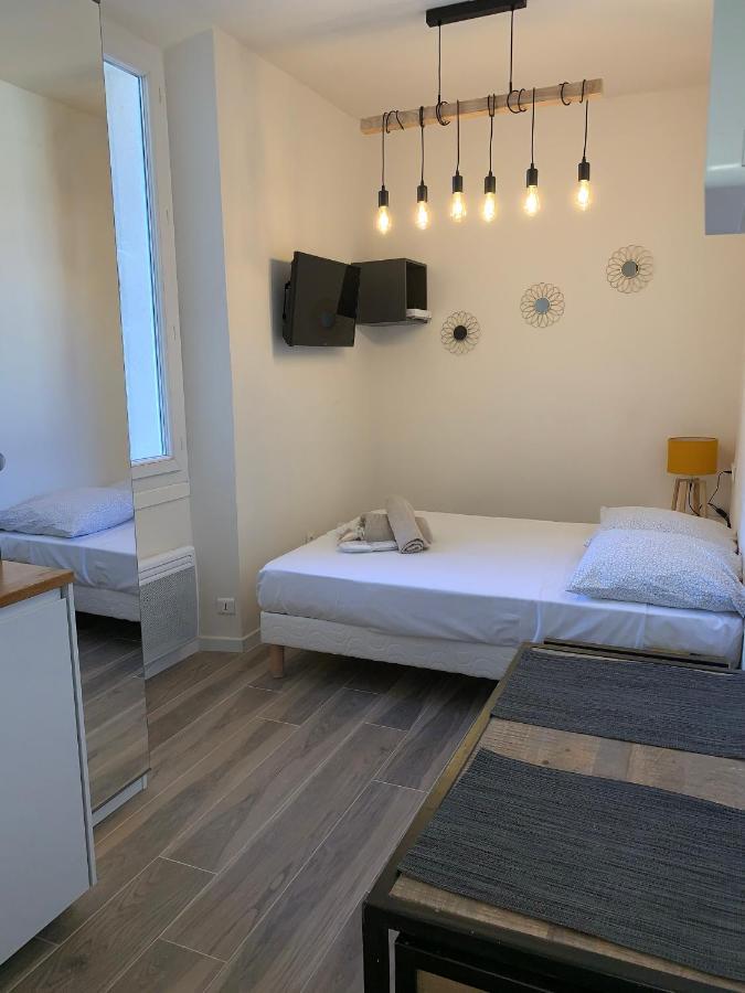 Studio Vagliano Cannes Luaran gambar